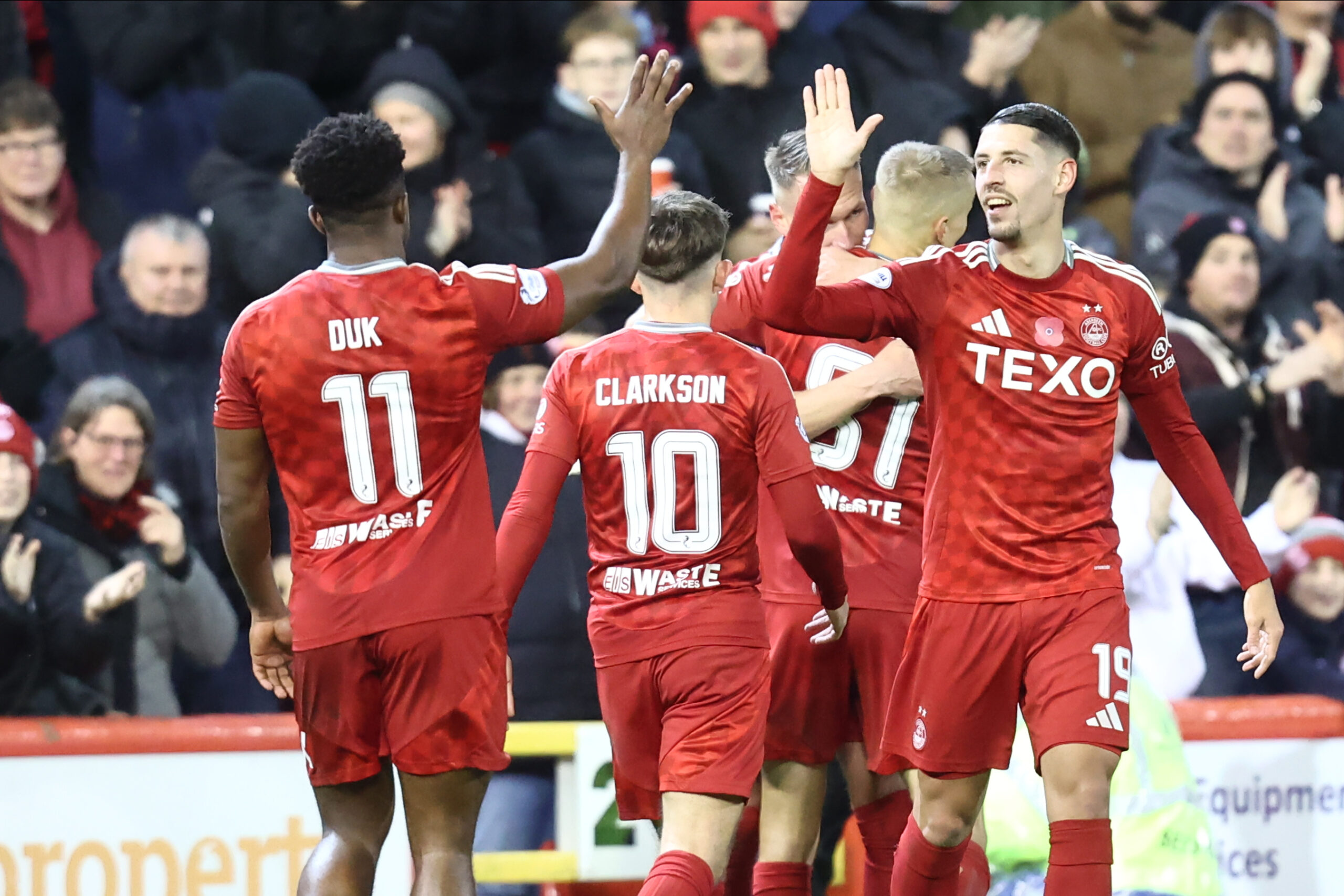 Aberdeen FC vs Dundee United FC — Pittodrie Stadium, Aberdeen