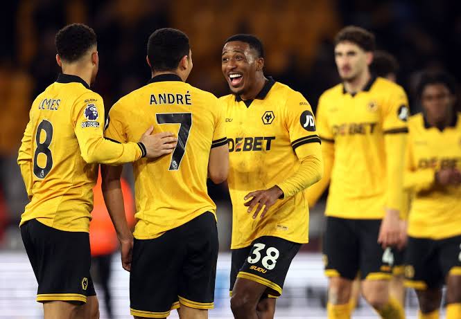 Wolverhampton Wanderers FC vs West Bromwich Albion — Molineux Stadium, Wolverhampton