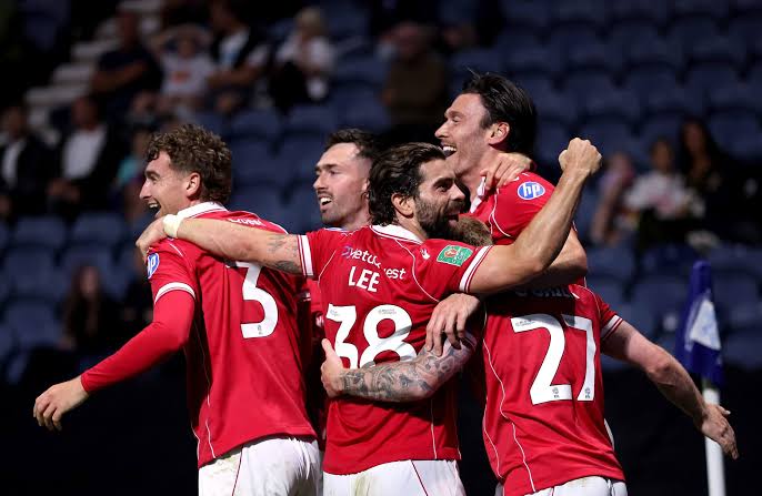 Wrexham AFC vs Portsmouth FC — Wrexham Racecourse Ground, Wrexham