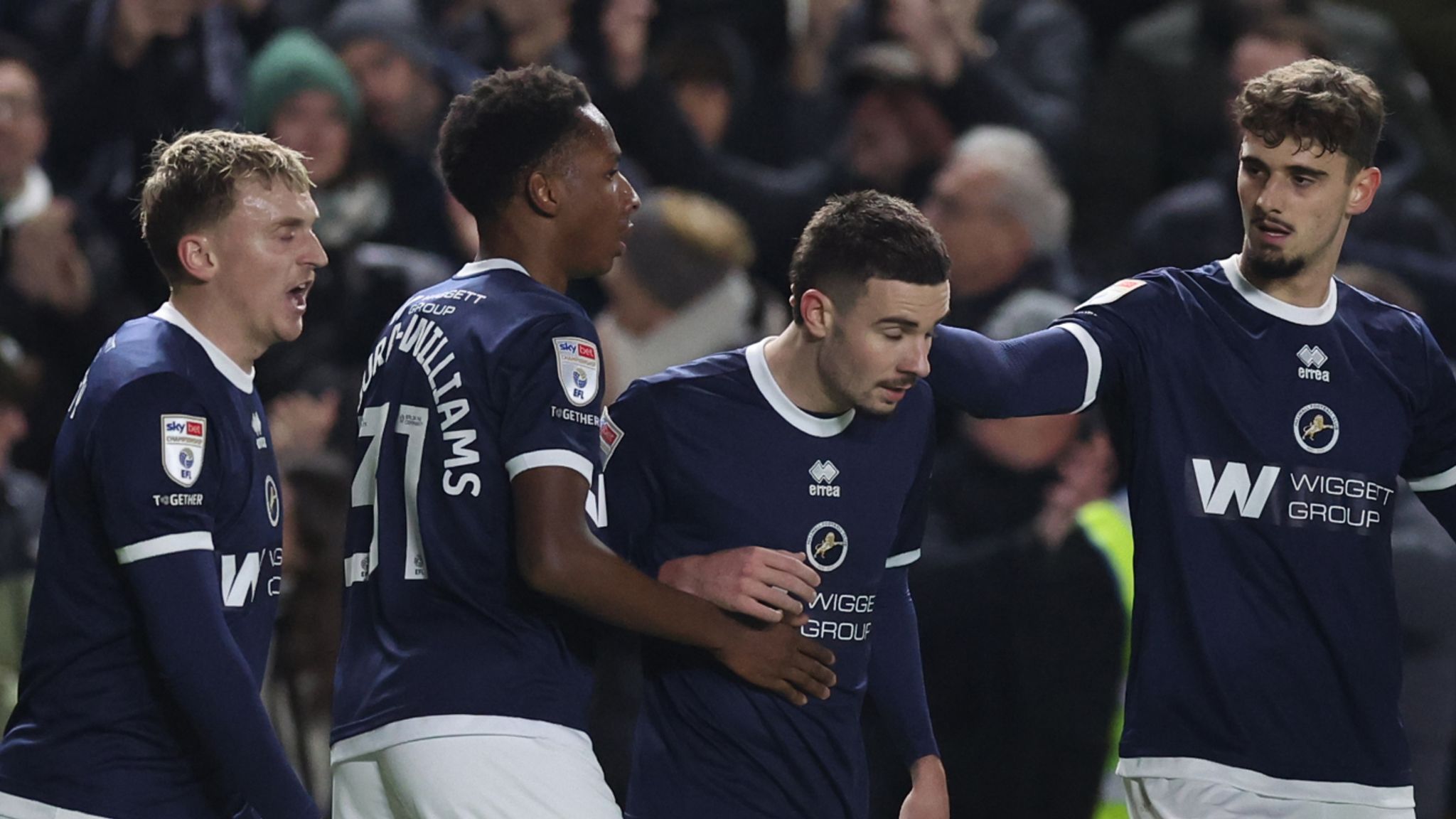 Millwall FC vs Lincoln City FC — The Den Stadium, London