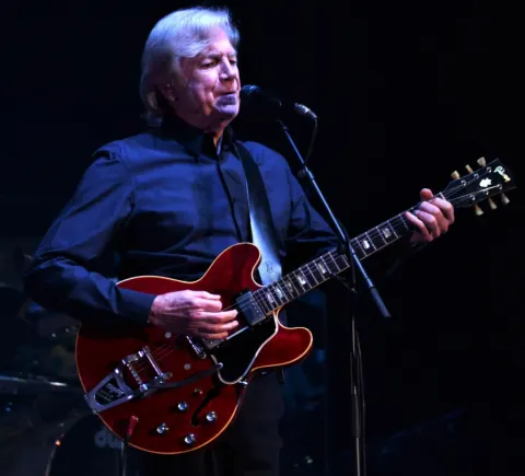 Justin Hayward Bexhill — Bexhill De La Warr Pavilion, Bexhill