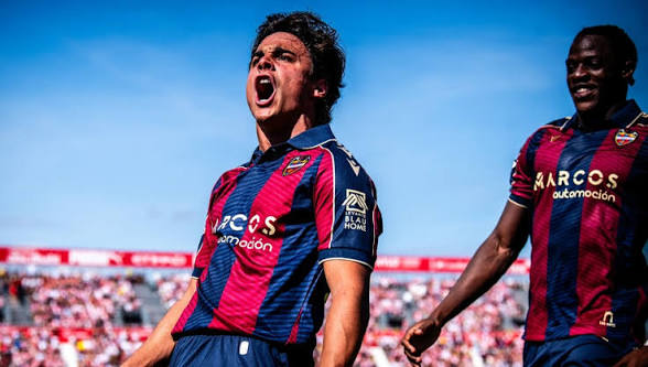 Levante UD vs Elche CF — Estadio Ciutat de Valencia, València