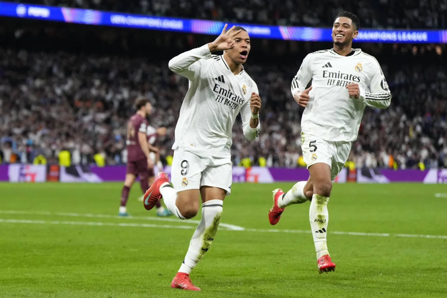 Real Madrid CF vs Real Sociedad — Santiago Bernabéu, Madrid