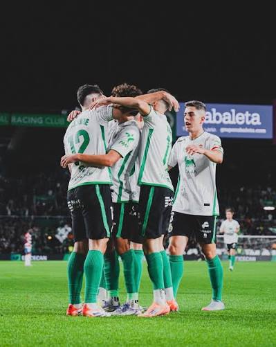 Real Racing Club vs Elche CF — Estadio El Sardinero, Santander