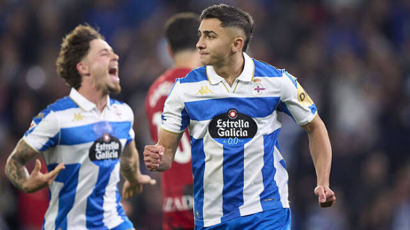 RC Deportivo de La Coruña vs Valencia CF — Estadio Municipal de Riazor, A Coruna