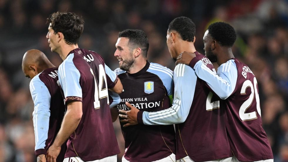 Aston Villa FC vs Arsenal FC — Villa Park, Birmingham