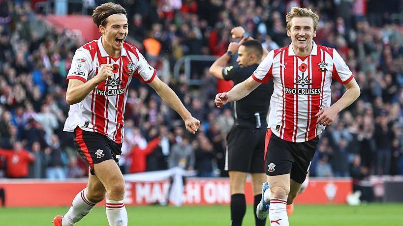 Southampton FC vs Portsmouth FC — St Mary's Stadium, Southampton