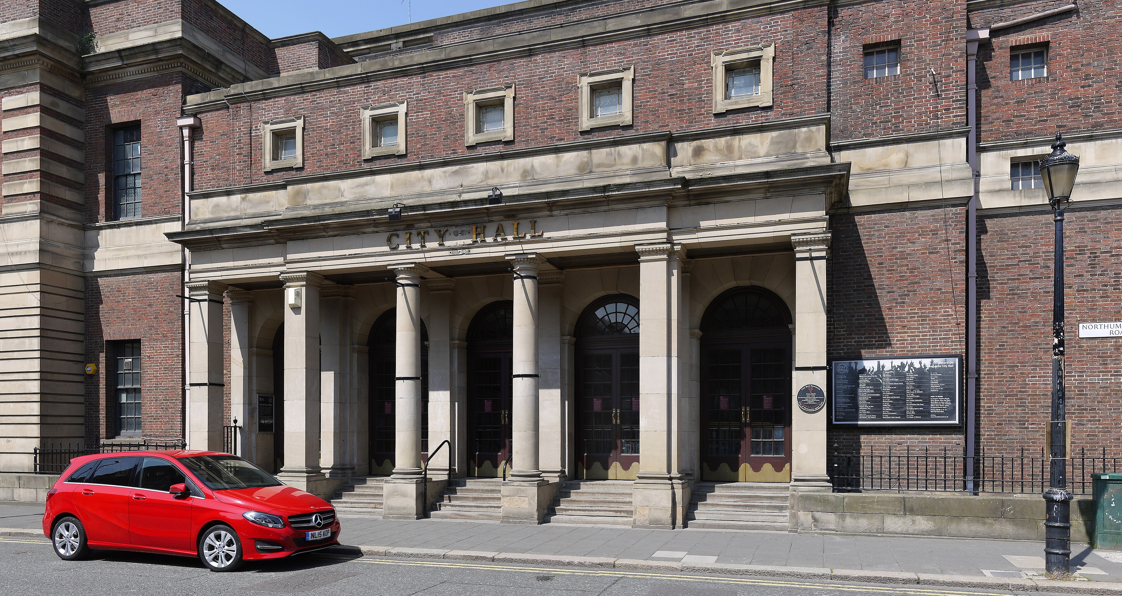 Roger Taylor Newcastle Upon Tyne — O2 City Hall Newcastle, Newcastle Upon Tyne